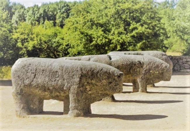 Ruralrut En El Tiemblo Precios Especiales A Partir De 7 Noches, Wifi, Cabina De Hidromasaje, Aire Acondicionado, Zonas De Bano Naturales Cercanas Εξωτερικό φωτογραφία