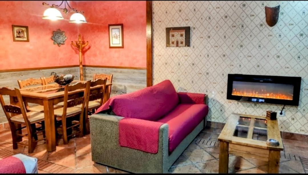 Ruralrut-El Tiemblo Wifi, Cabina De Hidromasaje, Aire Acondicionado Y A Pocos Metros De Zonas De Bano Naturales Εξωτερικό φωτογραφία