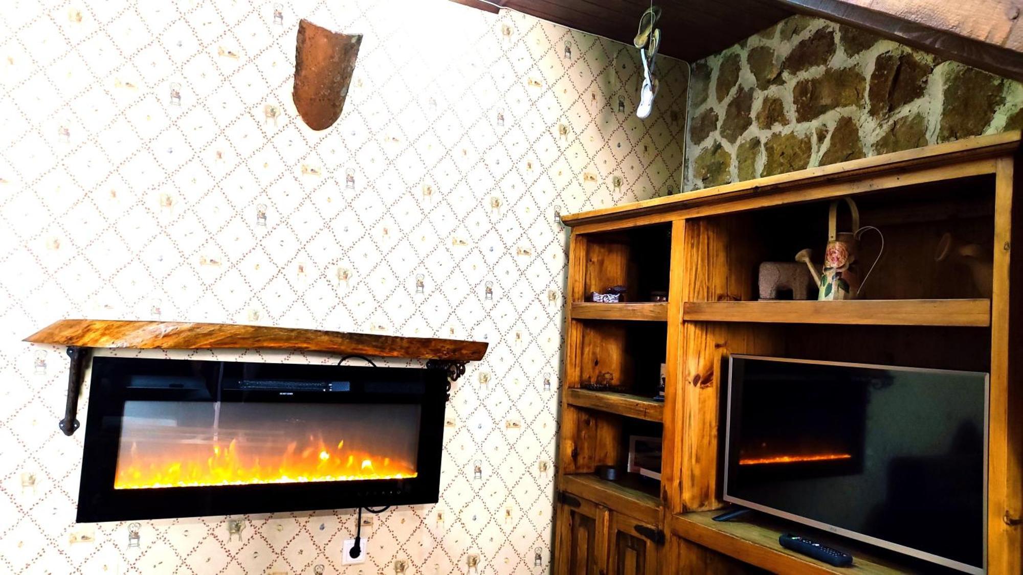 Ruralrut-El Tiemblo Wifi, Cabina De Hidromasaje, Aire Acondicionado Y A Pocos Metros De Zonas De Bano Naturales Εξωτερικό φωτογραφία